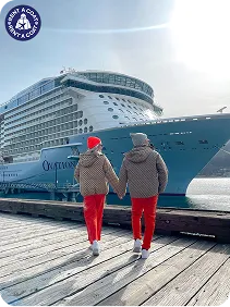 รีวิวคู่รักใส่เสื้อกันหนาวจากร้าน Rent A Coat เที่ยวพักผ่อนบนเรือสำราญ