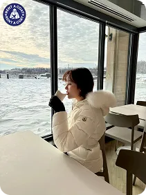 รีวิวเช่าเสื้อกันหนาว Moncler สีขาว แบรนด์เนมของแท้ Rent A Coat